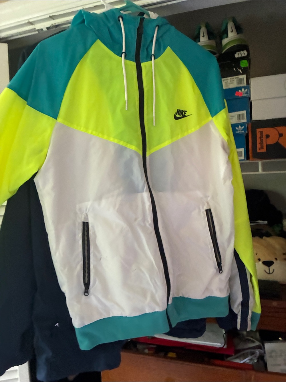 Nike Men’s Teal, Neon Yellow & White Colorblock Windbreaker